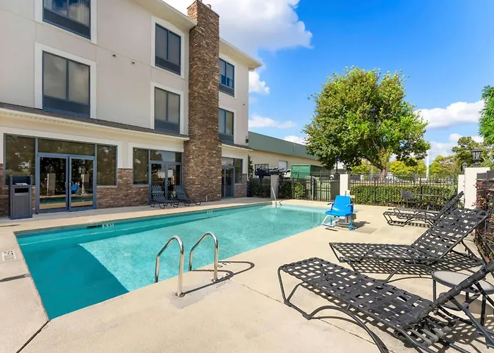 Comfort Suites Augusta Riverwatch
